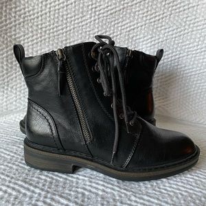 Baretraps NWOT Amysue Women’s Boots 7.5